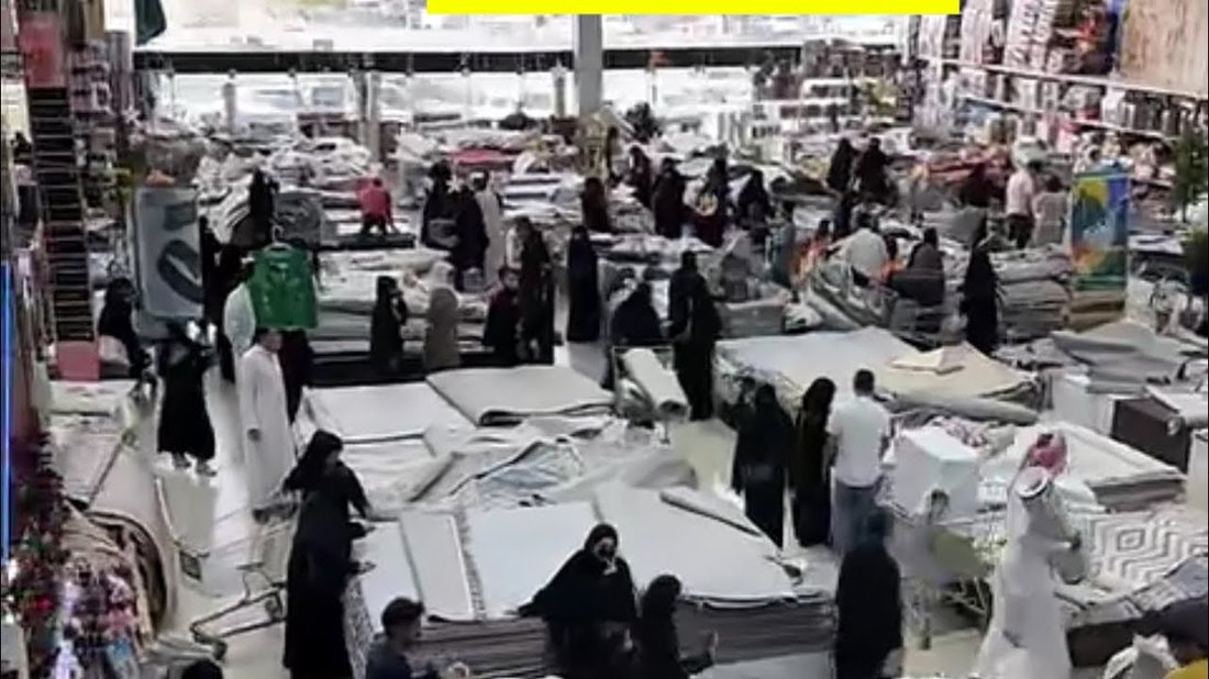 أسرار تنظيف السجاد من بقع القهوة والشاي بدون غسيل كامل