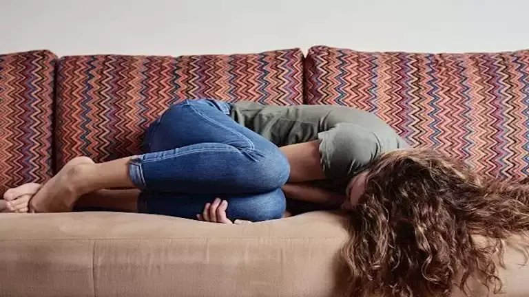 علامات الإرهاق العاطفي: كيف تتعرف عليها وتتعامل معها بفعالية